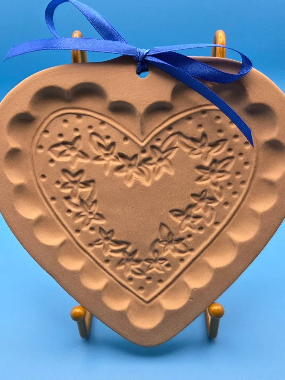 1996 Vintage Brown Bag Cookie Art Flower Heart Ceramic Mold (NWOT)